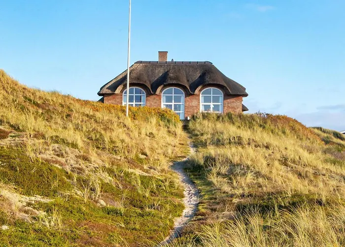 Luxury Seaside Retreat - By Traum